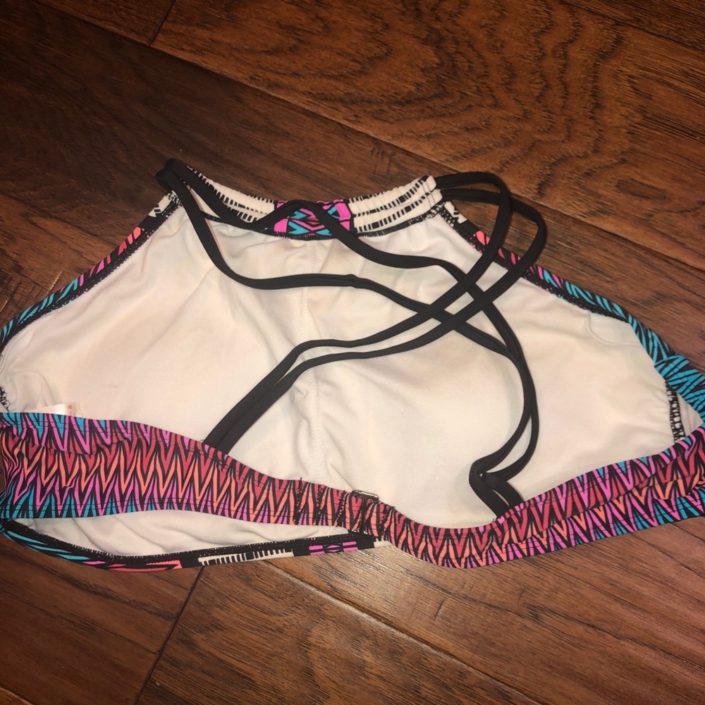 Target Swimsuit Top - Picture 3 of 3